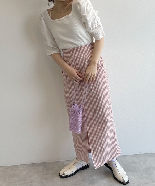 w closet（ダブルクローゼット）の「シャーリングスリーブ2WAYプルオーバー（Tシャツ/カットソー・レディース・ブラック/オフホワイト/ライム・FREE）」の4枚目の写真