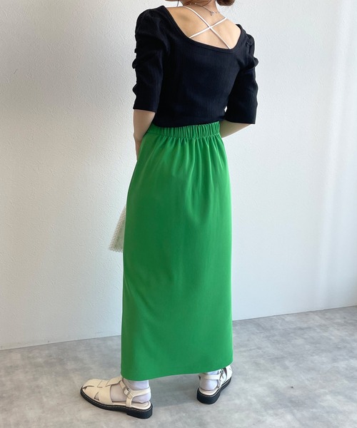 w closet（ダブルクローゼット）の「シャーリングスリーブ2WAYプルオーバー（Tシャツ/カットソー・レディース・ブラック/オフホワイト/ライム・FREE）」の15枚目の写真