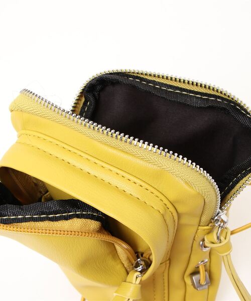 RETRO GIRL（レトロガール）の「miniショルダーポーチ（ショルダーバッグ・レディース・ブラック/ピンク/イエロー/グリーン・FREE）」の16枚目の写真