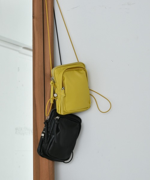 RETRO GIRL（レトロガール）の「miniショルダーポーチ（ショルダーバッグ・レディース・ブラック/ピンク/イエロー/グリーン・FREE）」の17枚目の写真