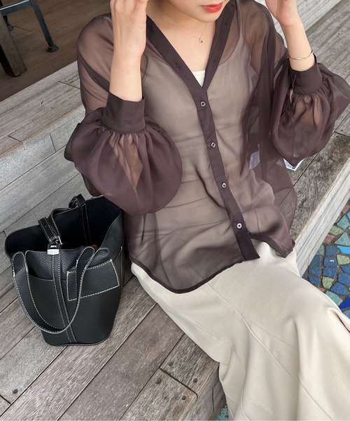 Ambre Ciel（アンブルシエル）の「２WAYバンドカラーシアーシャツ／【WEB/EC限定商品】（シャツ/ブラウス・レディース・ダークブラウン/ピンク/アイボリー・FREE）」の13枚目の写真