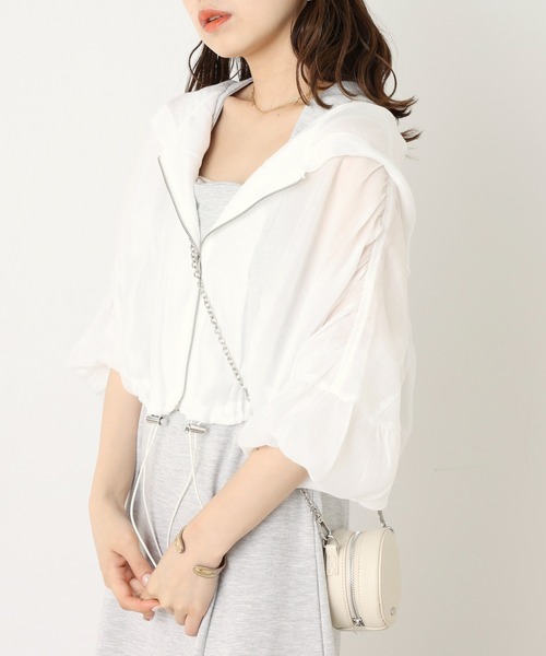 Chico（チコ）の「ショート丈ナイロンフードブルゾン（シャツ/ブラウス・レディース・ホワイト/ミント/ピンク・FREE）」の5枚目の写真