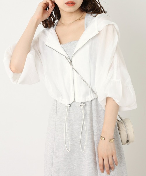 Chico（チコ）の「ショート丈ナイロンフードブルゾン（シャツ/ブラウス・レディース・ホワイト/ミント/ピンク・FREE）」の4枚目の写真