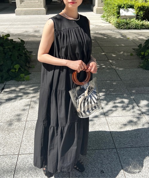 Chez toi(シェトワ)の「ノースリボリュームティアードワンピース(ワンピース・レディース・ブラック/レッド/オフホワイト・FREE)」の5枚目の写真