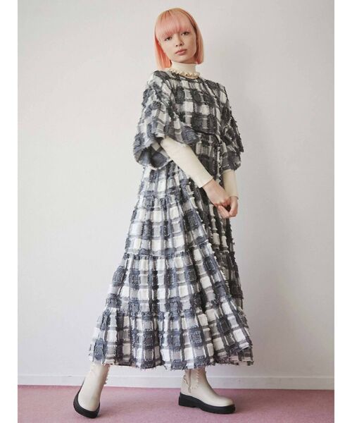 merry jenny（メリージェニー）の「フリルトラックソールブーツ（ブーツ・レディース・アイボリー/ブラック・MEDIUM/LARGE）」の6枚目の写真