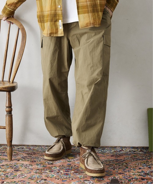 JOURNAL STANDARD relume（ジャーナルスタンダード　レリューム）の「【HOUSE HOLD / ハウスホールド】イージーワイドカーゴパンツ（カーゴパンツ・メンズ・ブラック/ナチュラル/カーキ/グレー・2/3/4）」の17枚目の写真