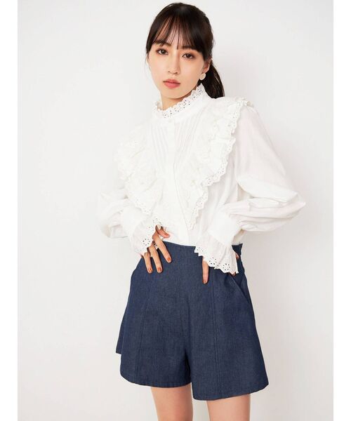 CALNAMUR（カルナムール）の「ボリュームフリルブラウス（シャツ/ブラウス・レディース・ホワイト/グリーン・FREE）」の2枚目の写真