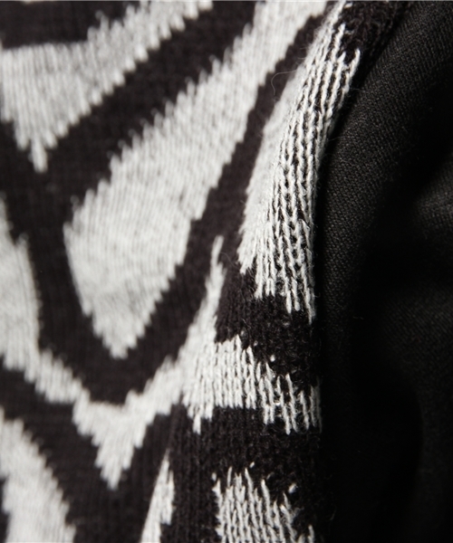 OUTLET(アウトレット)の「【WHO'S WHO gallery】EXギザギザ(Tシャツ/カットソー・メンズ・ブラック・MEDIUM/LARGE)」の8枚目の写真