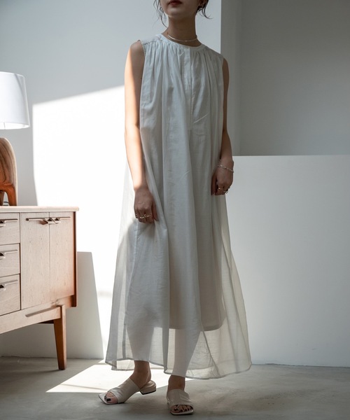Amiur(エミレ)の「moelleux no sleeve ops(ワンピース・レディース・ブラック/アイボリー・S/M)」の8枚目の写真