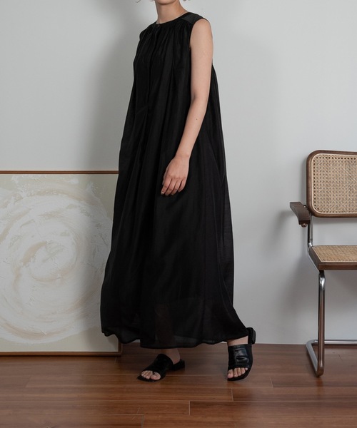 Amiur(エミレ)の「moelleux no sleeve ops(ワンピース・レディース・ブラック/アイボリー・S/M)」の11枚目の写真