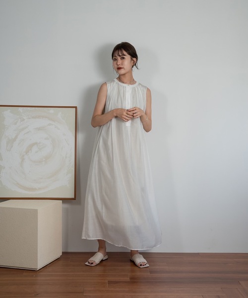 Amiur(エミレ)の「moelleux no sleeve ops(ワンピース・レディース・ブラック/アイボリー・S/M)」の14枚目の写真