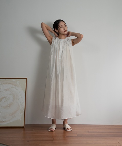 Amiur(エミレ)の「moelleux no sleeve ops(ワンピース・レディース・ブラック/アイボリー・S/M)」の19枚目の写真
