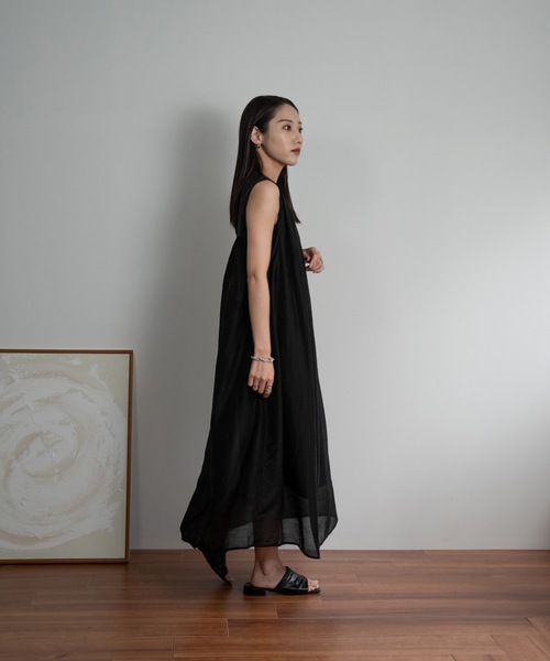 Amiur(エミレ)の「moelleux no sleeve ops(ワンピース・レディース・ブラック/アイボリー・S/M)」の21枚目の写真