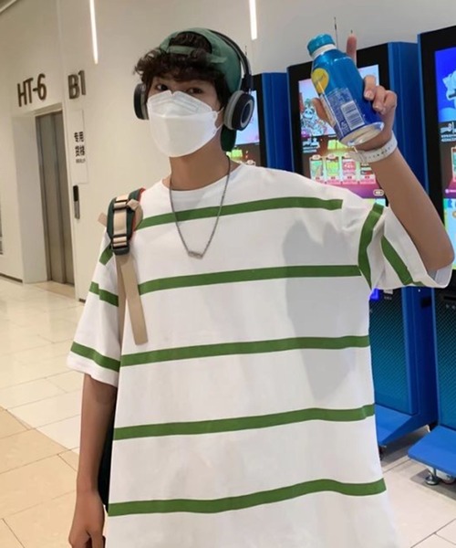 NO NEED(ノーニード)の「ワイドボーダーBIGシルエットTシャツ オーバーサイズ/マルチボーダー/(Tシャツ/カットソー・メンズ・ホワイト/グレー/ブルー・フリ-)」の8枚目の写真