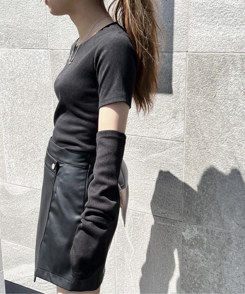 one way（ワンウェイ）の「アームウォーマーBACKリボントップス（Tシャツ/カットソー・レディース・ホワイト/ライトグレー/ブラック・FREE）」の5枚目の写真