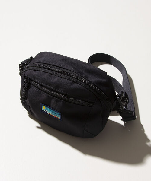 Franklin Climbing（フランクリンクライミング）の「【Franklin Climbing/フランクリンクライミング】ミニショルダーポーチ（ショルダーバッグ・メンズ・ブラック/サックスブルー/イエロー/オレンジ/インディゴブルー・FREE）」の2枚目の写真