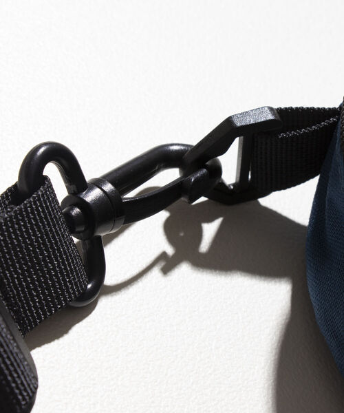 Franklin Climbing（フランクリンクライミング）の「【Franklin Climbing/フランクリンクライミング】ミニショルダーポーチ（ショルダーバッグ・メンズ・ブラック/サックスブルー/イエロー/オレンジ/インディゴブルー・FREE）」の13枚目の写真