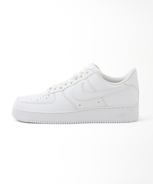 NIKE(ナイキ)の「【NIKE / ナイキ】AIR FORCE1 ’07 / エアフォース ワン(スニーカー・メンズ・ホワイト・26cm/26.5cm/27cm/27.5cm/28cm/29cm)」の2枚目の写真