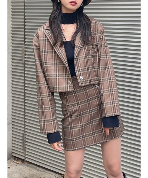 ENVYM(アンビー)の「クロップドシングルJK(テーラードジャケット・レディース・ブラック/ベージュ/チェック・FREE)」の3枚目の写真