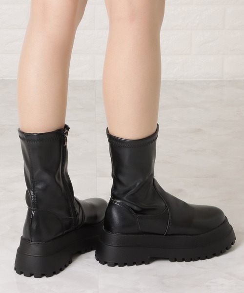 Lace Ladies(レースレディース)の「丈が選べる 2タイプ 厚底ストレッチブーツ(ブーツ・レディース・ブラック系1/ブラック系2・22.5/23/23.5/24/24.5/25)」の6枚目の写真