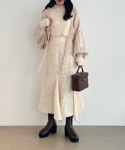 MAJESTIC LEGON(マジェスティックレゴン)の「アシメヘムマーメイドスカート(スカート・レディース・ブラック/ベージュ/アイボリー/ホワイト系その他2・SMALL/MEDIUM)」の6枚目の写真