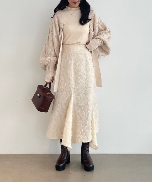 MAJESTIC LEGON(マジェスティックレゴン)の「アシメヘムマーメイドスカート(スカート・レディース・ブラック/ベージュ/アイボリー/ホワイト系その他2・SMALL/MEDIUM)」の7枚目の写真