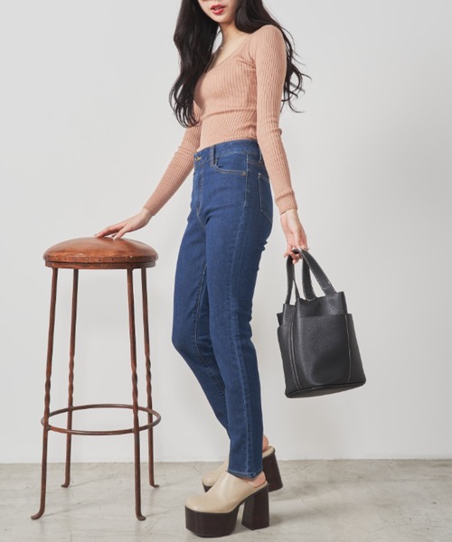 OLUPIC(オルピック)の「OLUPIC/【WEB限定】ハイウエストスキニーパンツ(デニムパンツ・レディース・ダークインディゴブルー/インディゴブルー・SMALL/X-LARGE/LARGE/MEDIUM)」の8枚目の写真