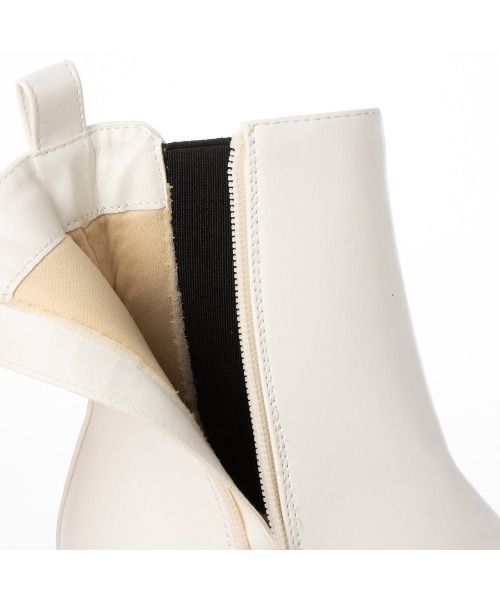 Mafmof(マフモフ)の「Mafmof(マフモフ)厚底トラックソールサイドゴアブーツ(ブーツ・レディース・ブラック/ブラック系その他/ダークブラウン/ホワイト・S/M/L/LL)」の16枚目の写真