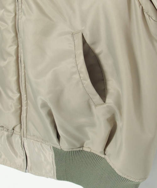 notch.（ノッチ）の「２ＷＡＹバルーンＭＡ－１（MA-1・レディース・ダークグリーン/ブラック/オリーブ・MEDIUM）」の12枚目の写真