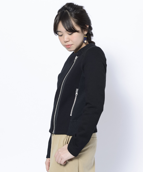 MILKFED.（ミルクフェド）の「SWEAT NO COLLAR RIDERS（パーカー・レディース・ブラック/ネイビー・MEDIUM/SMALL）」の4枚目の写真