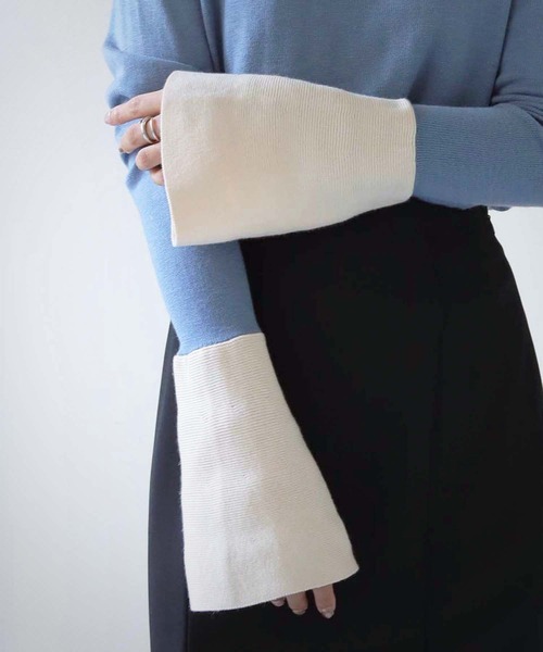 HER CLOSET（ハークローゼット）の「 【HER CLOSET】WEB限定配色ベルスリーブニット WEB LIMITED COLOR BLOCK BELL SLEEVE KNIT（ニット/セーター・レディース・アイボリー/グレー/ブルー・M）」の13枚目の写真