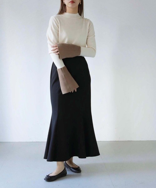 HER CLOSET（ハークローゼット）の「 【HER CLOSET】WEB限定配色ベルスリーブニット WEB LIMITED COLOR BLOCK BELL SLEEVE KNIT（ニット/セーター・レディース・アイボリー/グレー/ブルー・M）」の8枚目の写真
