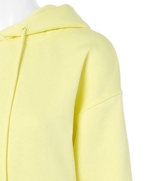 NIKE(ナイキ)の「【NIKE meets emmi】ナイキ ウィメンズ NSW スタイル フリース プルオーバー L/S フーディー O(パーカー・レディース・イエロー・SMALL/MEDIUM)」の16枚目の写真