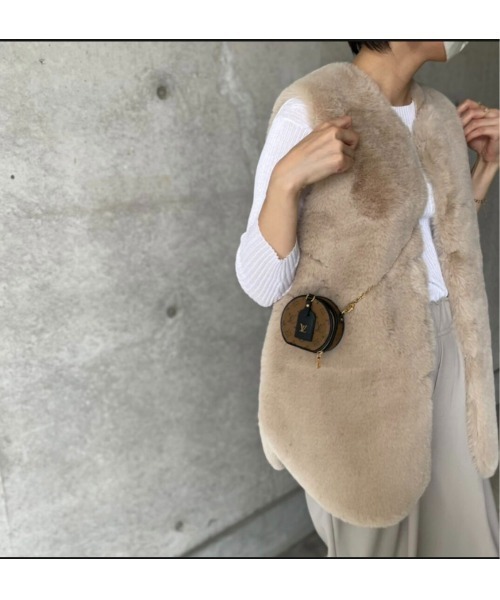 MYINE（マイン）の「エコファーリバーシブルファーベスト（ベスト・レディース・アイボリー/ピンク・FREE）」の6枚目の写真