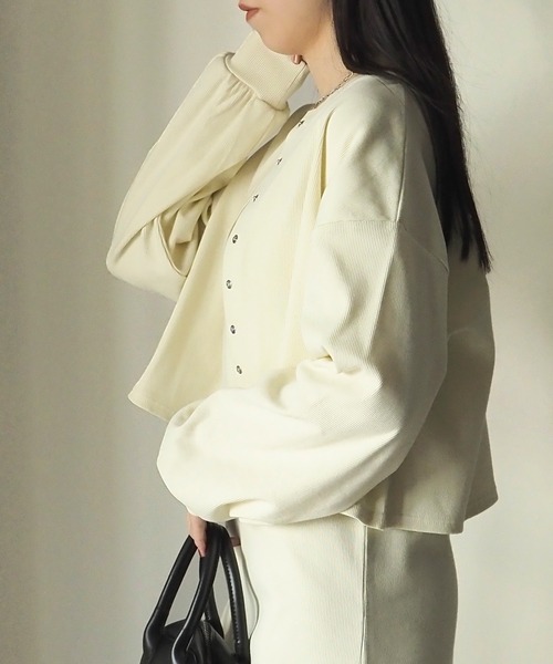 Riberry（リベリー）の「【セットアップ可】テレコリブ リングスナップボタンカーディガン（カーディガン/ボレロ・レディース・アイボリー/ブラック/ブルー/オートミール・FREE）」の5枚目の写真