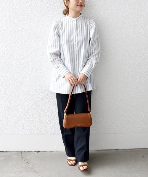 SHIPS any（シップス エニィ）の「SHIPS any:〈洗濯機可能〉REPREVE ショルダー フリル チュニック シャツ（シャツ/ブラウス・レディース・ブルー/ライトブルー・ONE SIZE）」の21枚目の写真