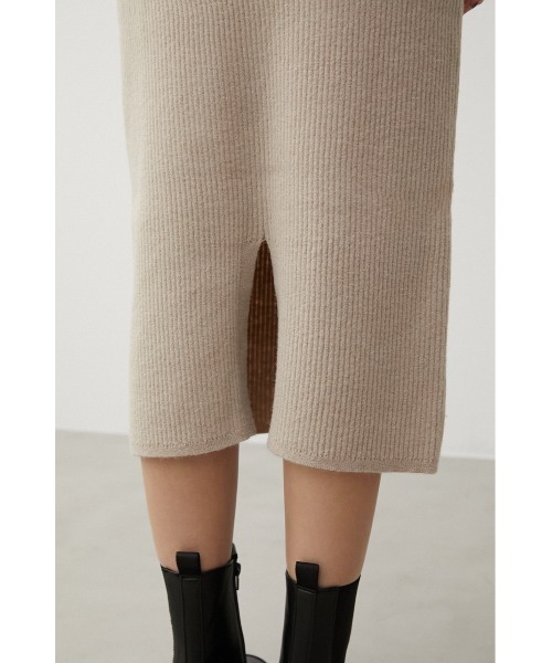 AZUL by moussy（アズールバイマウジー）の「RIB KNIT TIGHT SKIRT/リブニットタイトスカート（スカート・レディース・ライトベージュ/グレー/ブラック・SMALL/MEDIUM）」の4枚目の写真