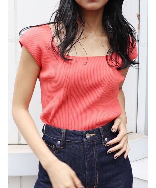 MURUA(ムルーア)の「バックオープンアシメニットタンク(タンクトップ・レディース・ホワイト/ブラック/ピンク/グリーン/ブルー/モカ・FREE)」の6枚目の写真