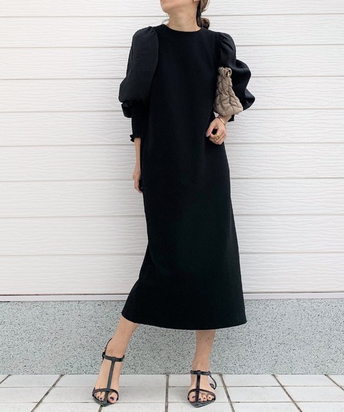 Q（キュー）の「ボリューム袖ポンチワンピース（ワンピース・レディース・ブラック/ライトグレー・MEDIUM）」の2枚目の写真