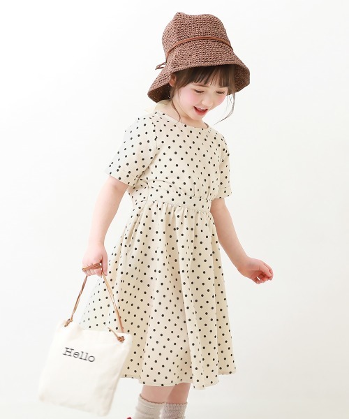 devirock(デビロック)の「総柄バックスリットロングワンピース(ワンピース・キッズ・アイボリー/ブラック/ブルー/その他4・100cm/110cm/120cm/130cm/140cm/150cm/160cm)」の2枚目の写真