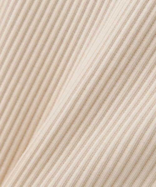 N.(N. Natural Beauty Basic)(エヌエヌナチュラルビューティーベーシック)の「三角テレコカップ付キャミソール(Tシャツ/カットソー・レディース・ブラック/ベージュ/ホワイト・MEDIUM)」の8枚目の写真