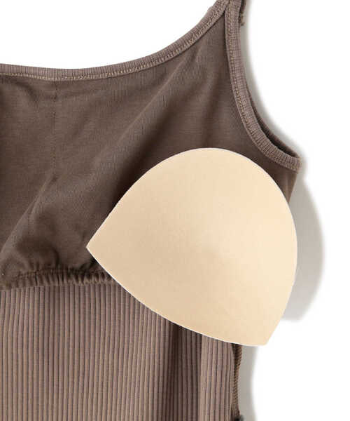 N.(N. Natural Beauty Basic)(エヌエヌナチュラルビューティーベーシック)の「三角テレコカップ付キャミソール(Tシャツ/カットソー・レディース・ブラック/ベージュ/ホワイト・MEDIUM)」の9枚目の写真