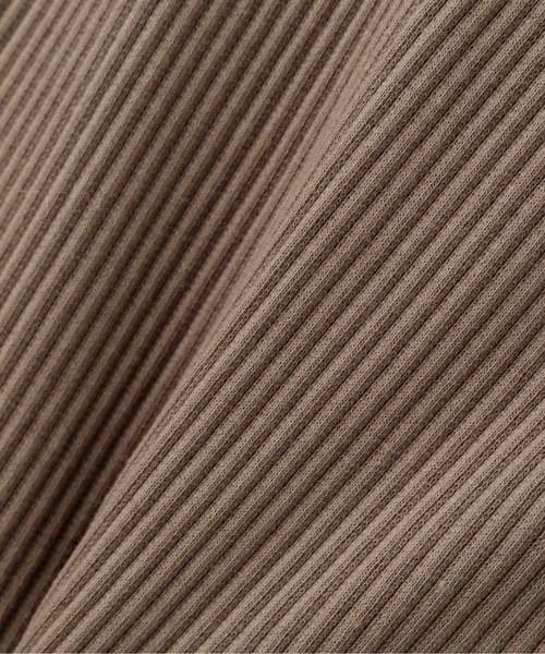 N.(N. Natural Beauty Basic)(エヌエヌナチュラルビューティーベーシック)の「三角テレコカップ付キャミソール(Tシャツ/カットソー・レディース・ブラック/ベージュ/ホワイト・MEDIUM)」の6枚目の写真