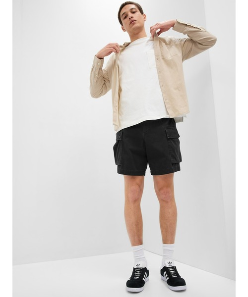 GAP（ギャップ）の「8インチ カーゴショートパンツ（カーゴ
