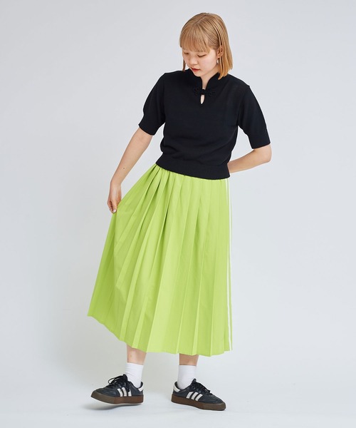 I am I in fact...（アイアムアイインファクト）の「C/Ny 華釦 プルオーバー（ニット/セーター・レディース・グリーン/ピンク/ブラック/ベージュ・FREE）」の16枚目の写真