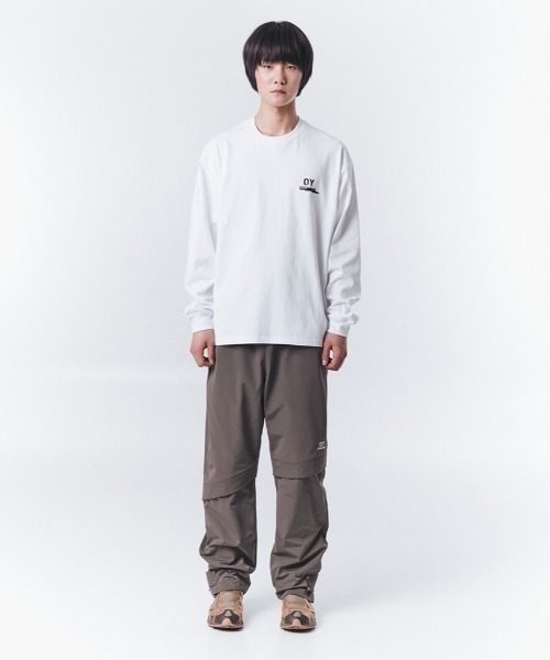 ★OY★BLACK CAT LONG SLEEVE-WHITE★正規品/韓国直送料込/人気 OY(オーワイ)の「『OY/オーワイ』BLACK CAT LONG SLEEVE