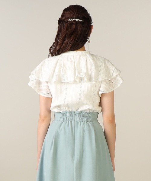 LAISSE PASSE(レッセパッセ)の「アイレットレースフリルブラウス(シャツ/ブラウス・レディース・アイボリー/ブラック・MEDIUM)」の9枚目の写真