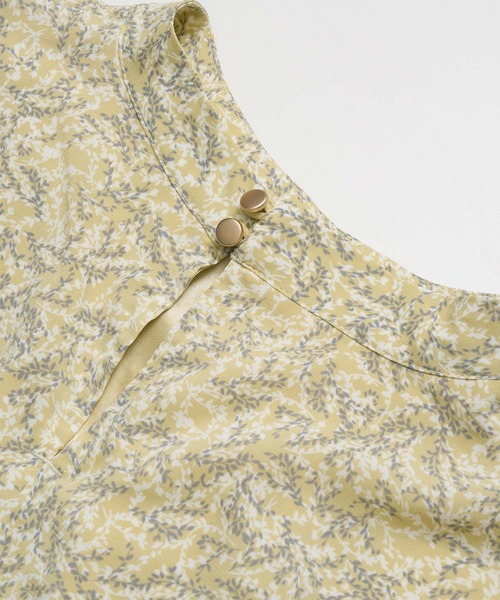 ROPE' PICNIC(ロペピクニック)の「花柄ワンピース(ワンピース・レディース・ブラック/ベージュ系その他/サックスブルー/イエロー・38)」の21枚目の写真