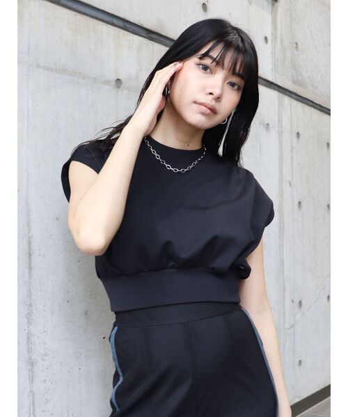 MURUA（ムルーア）の「スクエアリブタンク（Tシャツ/カットソー・レディース・ブラック/ホワイト・FREE）」の5枚目の写真