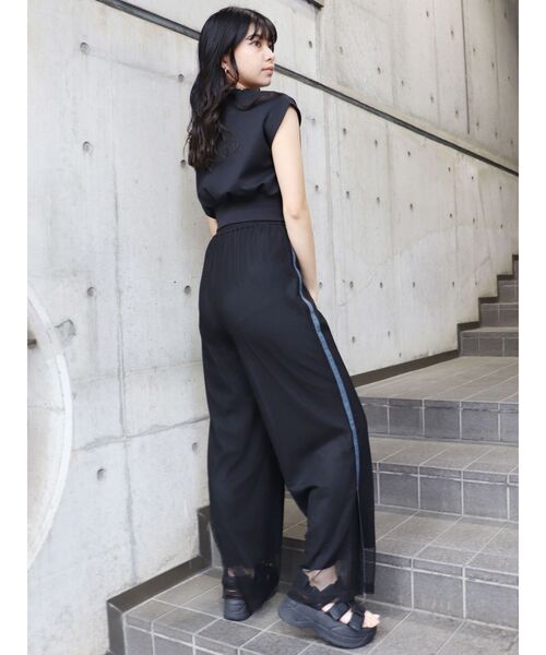 MURUA（ムルーア）の「スクエアリブタンク（Tシャツ/カットソー・レディース・ブラック/ホワイト・FREE）」の7枚目の写真